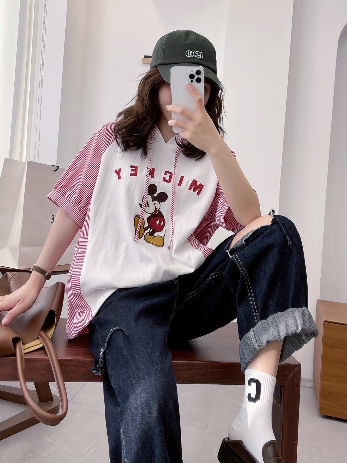 เสื้อยืดลายปักลายมิกกี้มีฮู้ด