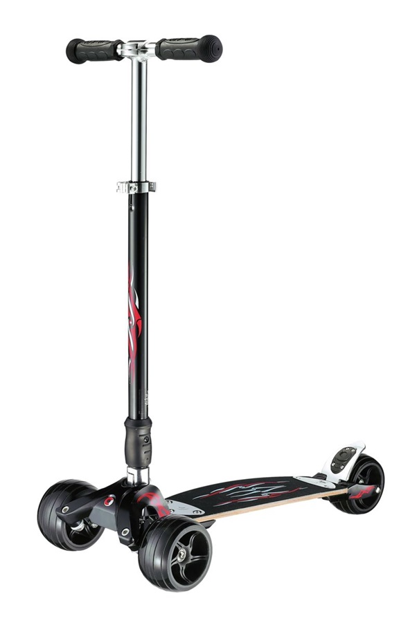 สกู๊ตเตอร์ MICRO SCOOTERS KICKBOARD MONSTER BLACK ด้วยการออกแบบที่เรียบหรูและแฮนด์บาร์สามารถเปลี่ยนใช้งานได้ทั้งแบบ ทีบาร์ (T-bar) และคันบังคับ (Pilot steering)