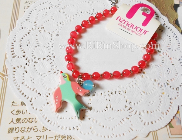 Aznavour & GraindeBeaute สร้อยข้อมือเซลลูโลสจี้นกแต่งคริสตัล Swarovski (Pink)