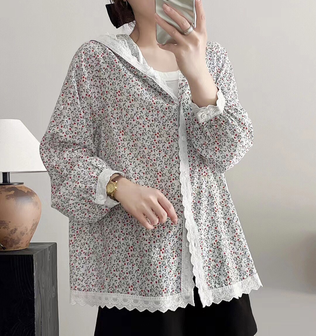 เสื้อคลุมฮู้ดผ้าฝ้ายลายดอกไม้แต่งลูกไม้