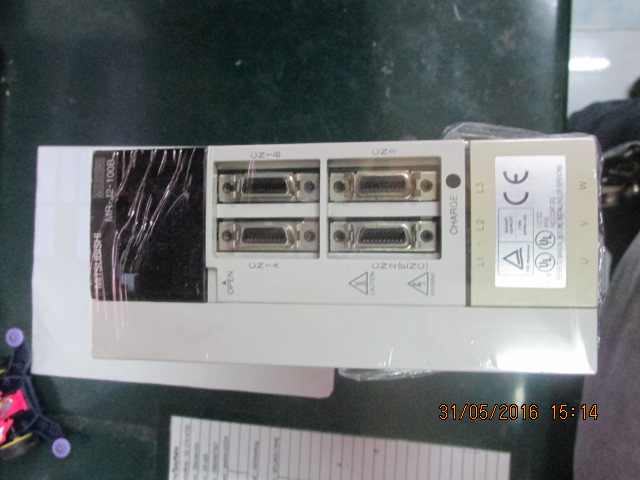 SERVO DRIVE “ MITSUBISHI ” รุ่น MR-J2