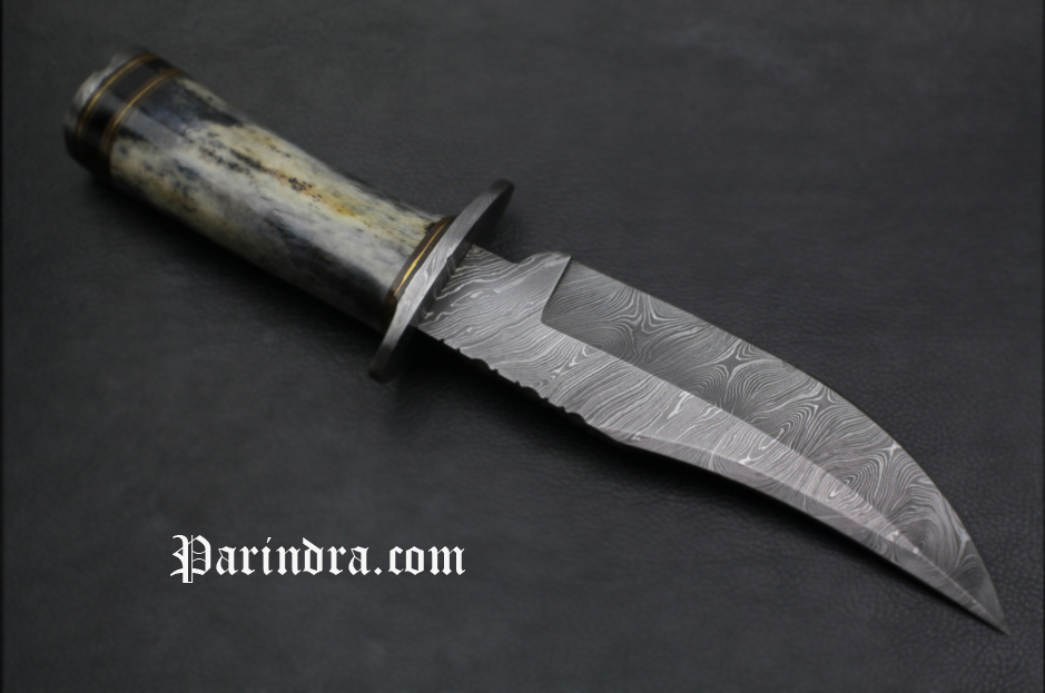 มีดดามัสกัสใบตาย (Damascus Fixed Blade) ด้ามกระดูกอูฐสีดำขรึม นำเข้าจาก United Kingdom DUK001