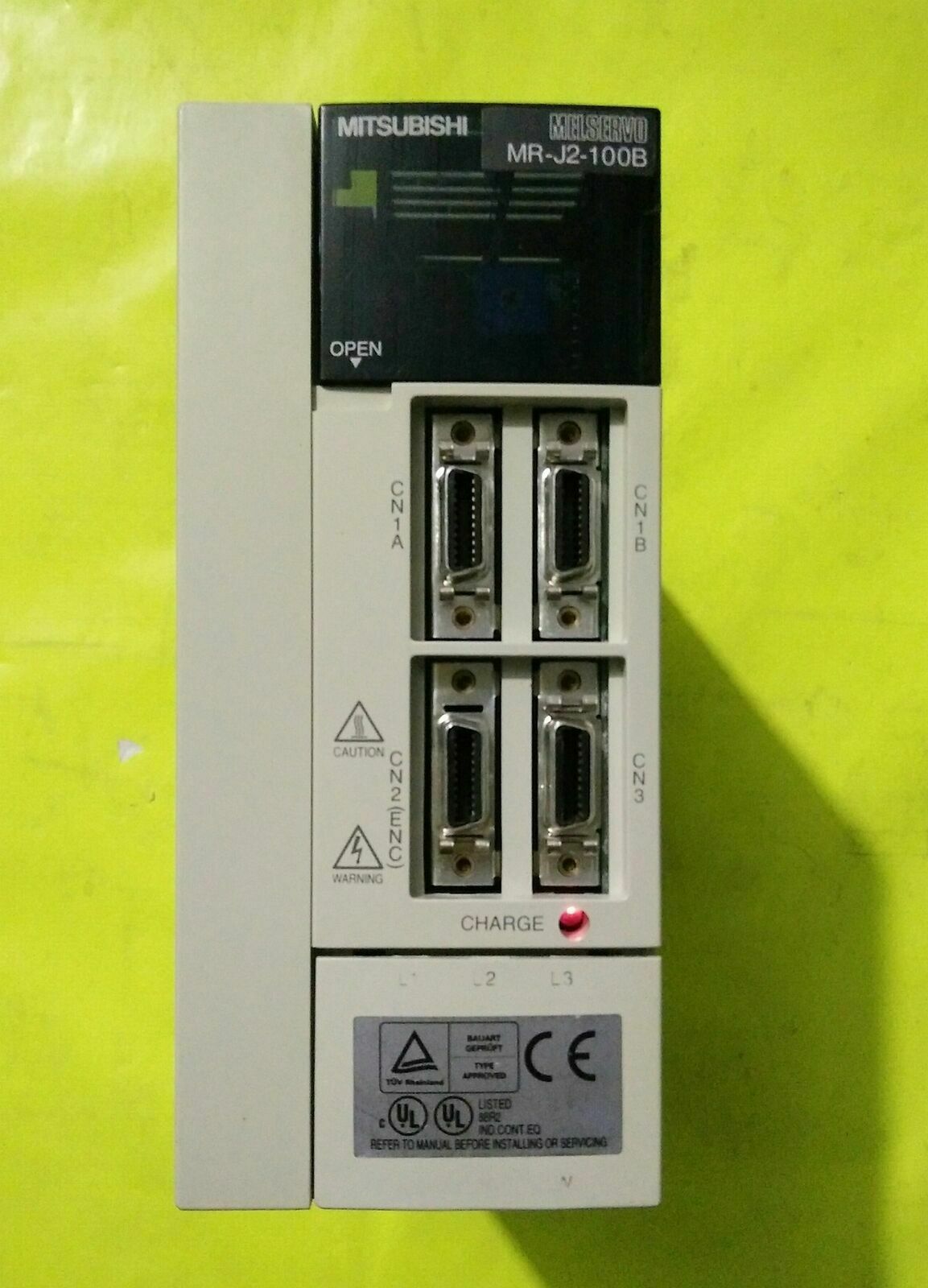 SERVO DRIVE " MITSUBISHI " รุ่น MR-J2-100B