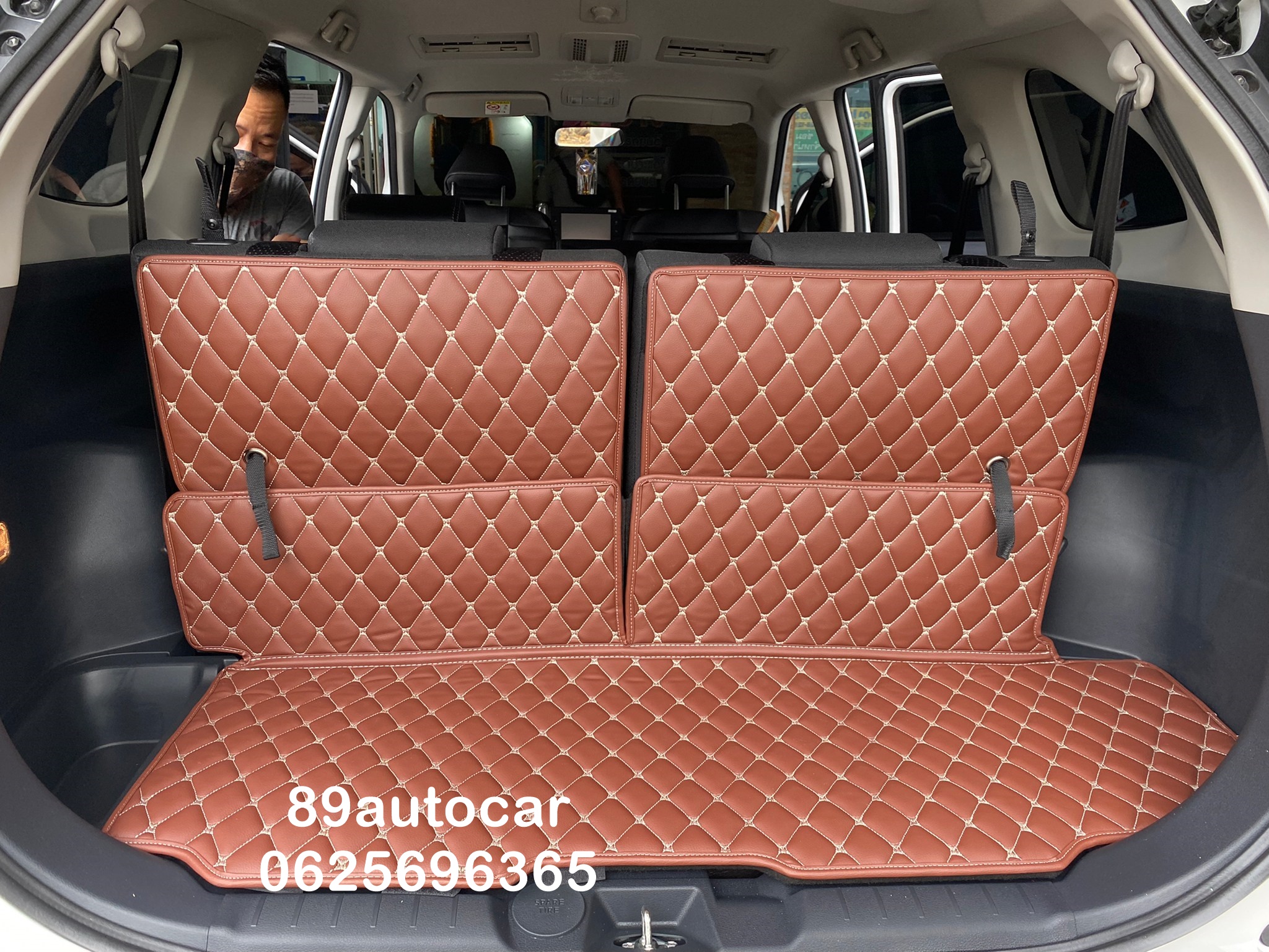 พรมรถยนต์ Toyota Veloz 2022 ปูพรมหกดี สีกาแฟ เต็มคัน