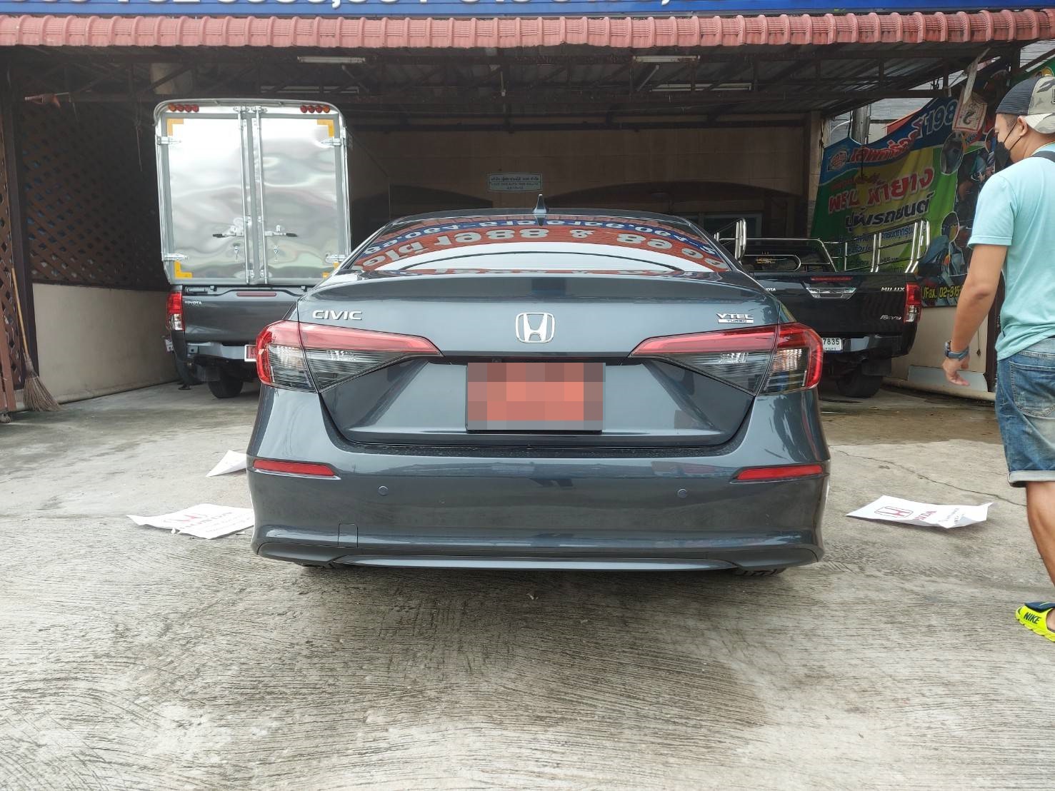 ผลิตพรมรถยนต์ All New Honda Civic 2022 ปูพรม6D สีแดงไวน์ เข้ารูป