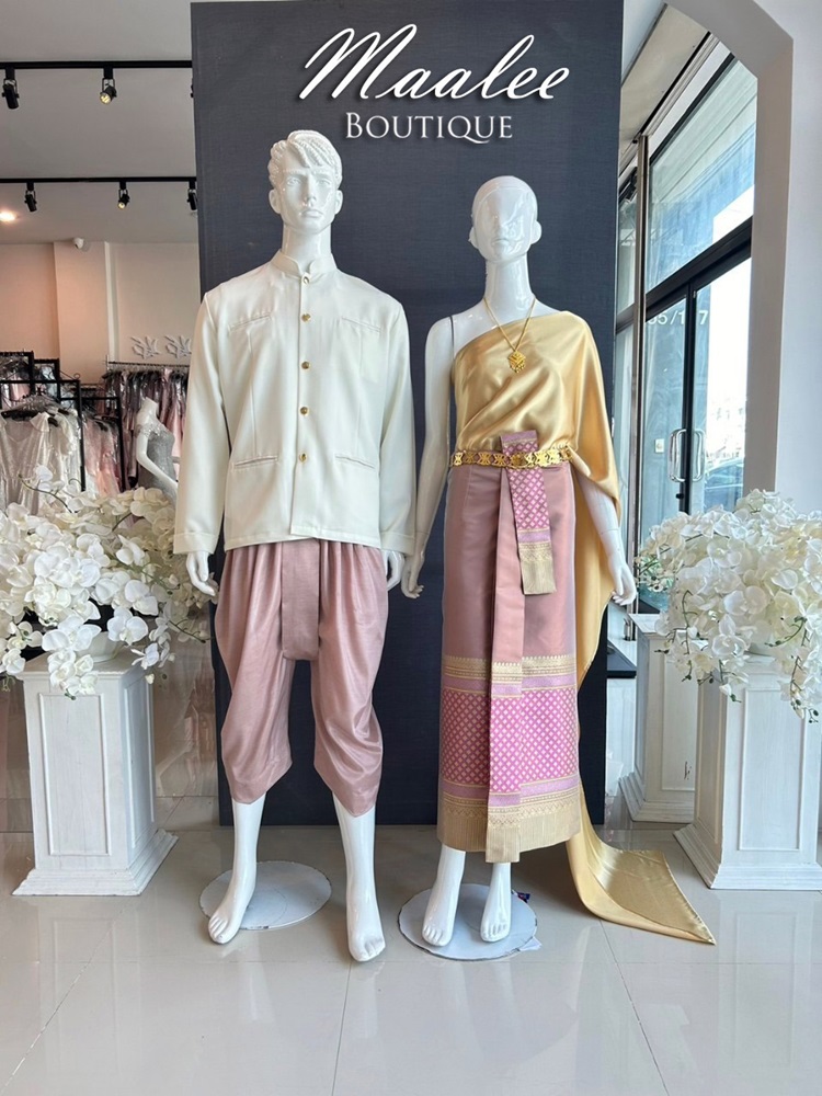 เช่า ชุดไทย ชุดเพื่อนเจ้าสาว ชุดไทยผ้าซิ่นสีเทาส้ม สไบเรียบสีทอง