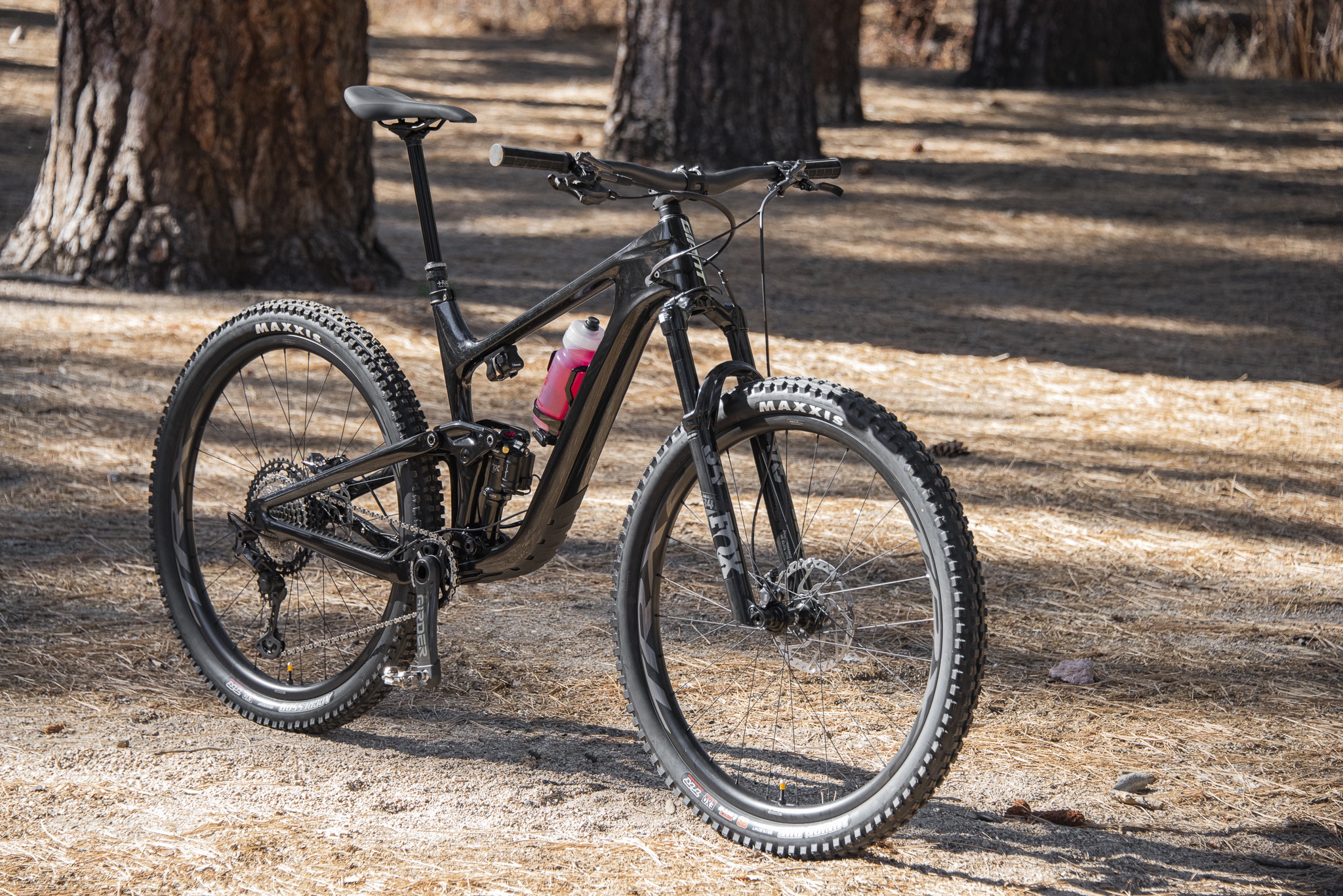 จักรยานเสือภูเขา Giant Trance Advanced Pro 29 1 เกียร์ Deore XT 1x12sp, เฟรมคาร์บอน 29er ปี 2022