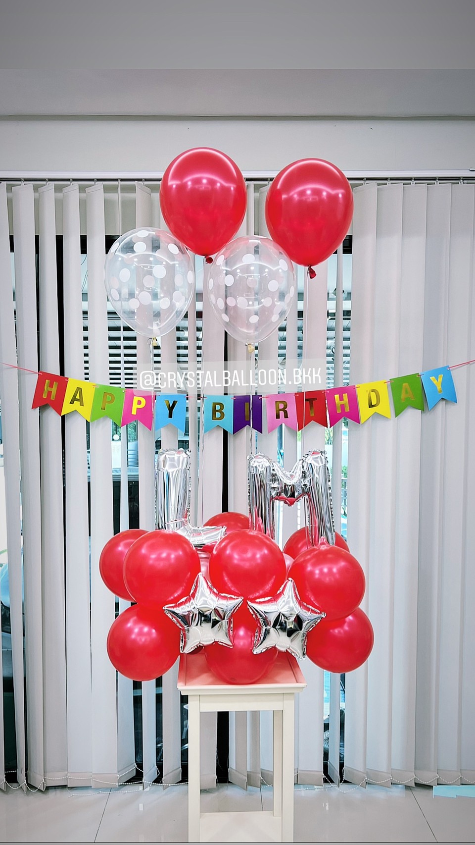 ลูกโป่ง วันเกิด Surprised ท้ายรถ Theme สีแดง พร้อม ตัวอักษร ขนาด 16" 2 ตัวอักษร,ลูกโป่ง 4 ลูก พร้อมตกแต่ง ป้ายธง Happy Birthday สามารถเปลี่ยนสีลูกโป่ง/เปลี่ยนสี-ฟอยล์ตัวอักษรได้