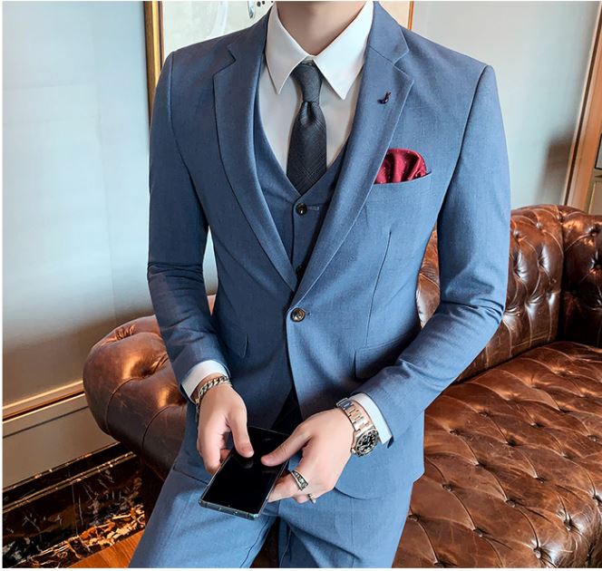 Pre-order ชุดสูทชาย เนื้อผ้าฟูเด้ง สีดำ (พร้อมเสื้อกั๊ก)