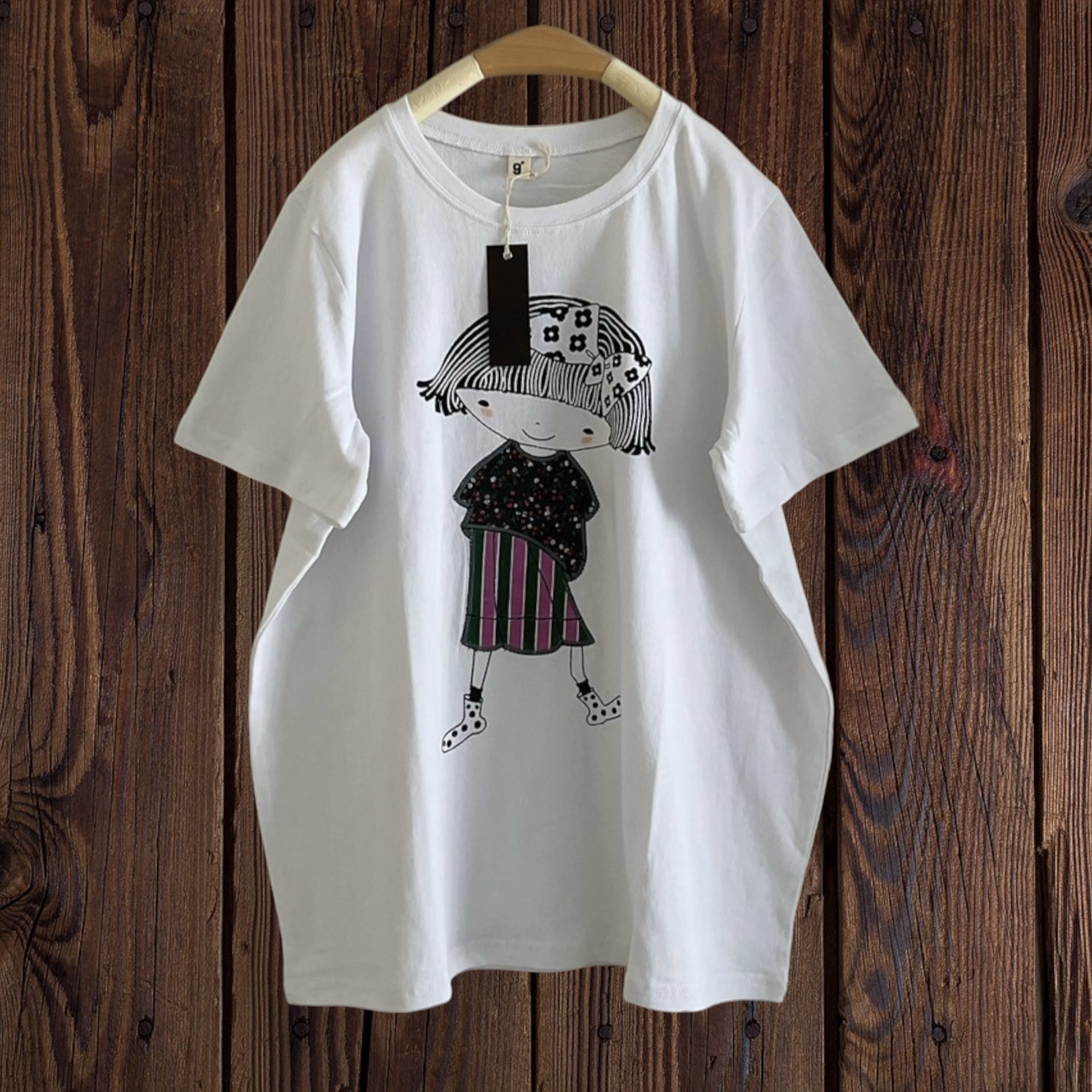 เสื้อยืดลายปักลายสกรีน 9am