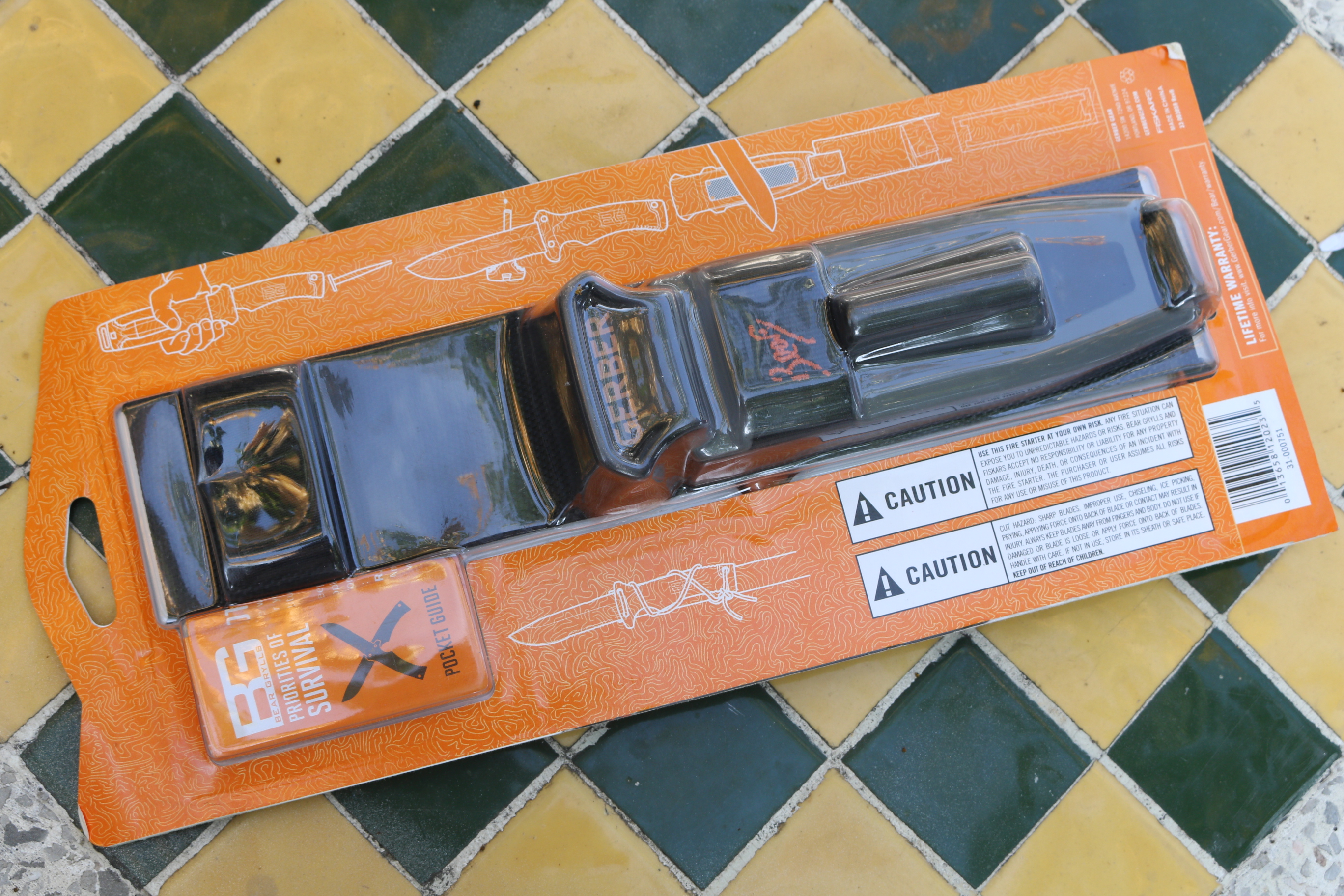 มีดใบตาย Gerber Bear Grylls Ultimate Serrated Fixed Blade OEM ขนาด 10 นิ้ว แกร่งสุดๆ