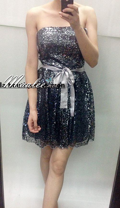 พร้อมส่ง ชุดราตรีสั้น เกาะอก/สายเดี่ยว สีดำ ปักเลื่อมทั้งตัว คาดโบว์สีเทา (ใส่ได้2แบบ )