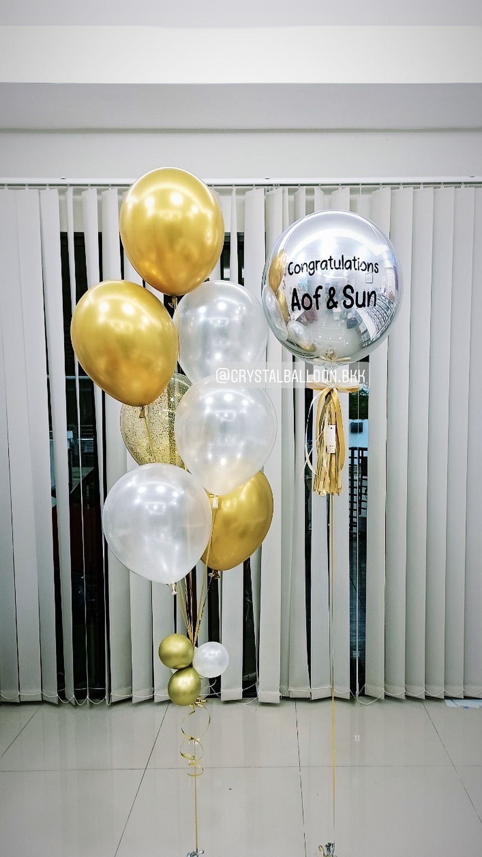 ลูกโป่ง แสดงความยินดี ฟอยล์กลม USA ขนาด 18" Theme สีเงิน-ทอง พร้อม ช่อลูกโป่ง ช่อ 7 ลูก 1 ช่อ,ลูกโป่งใส ใส่กลิตเตอร์ พร้อมตกเเต่ง สามารถเปลี่ยนสีลูกโป่ง/เปลี่ยนข้อความได้