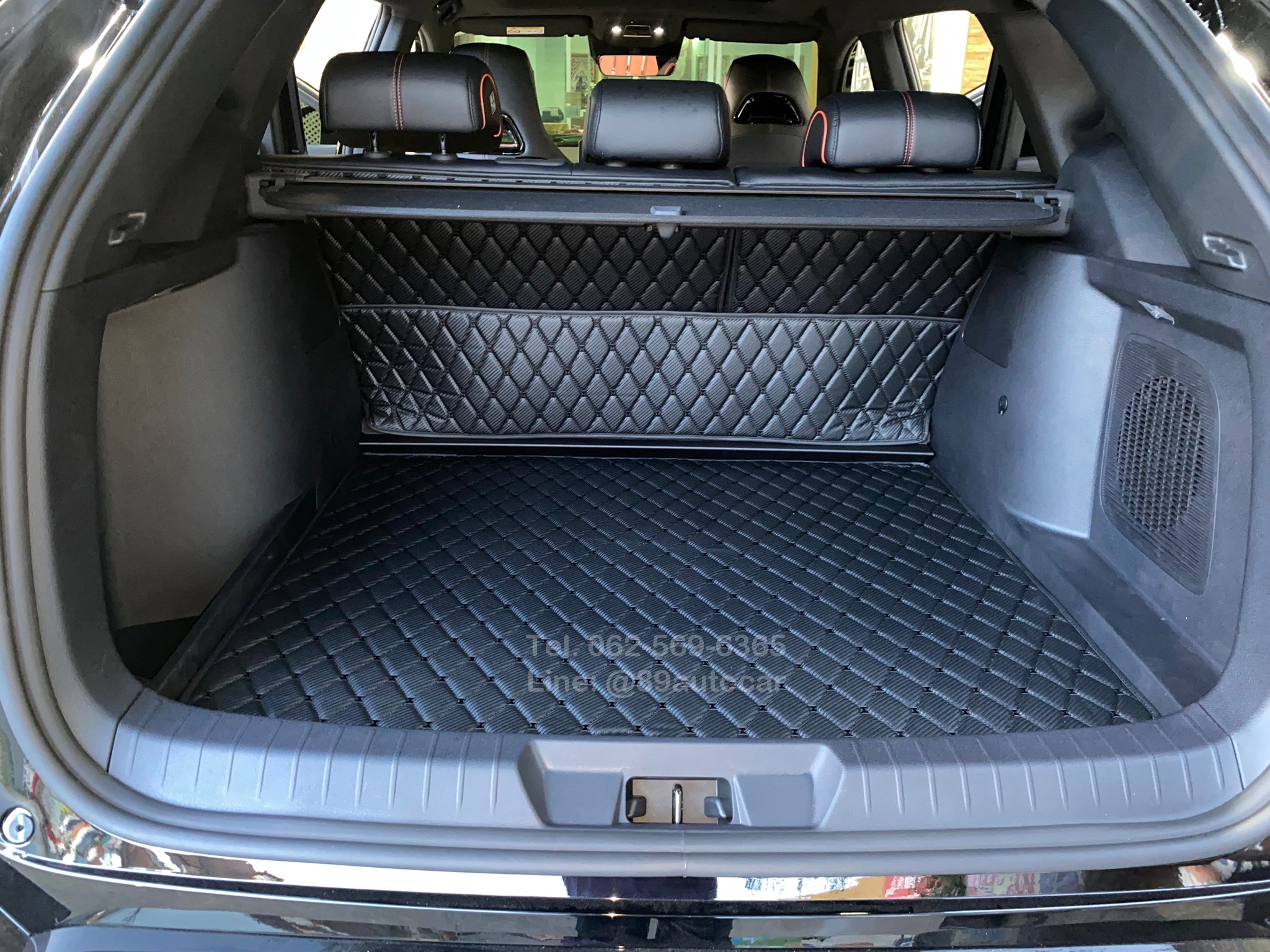 พรมปูพื้นรถยนต์ BYD Sealion 6 (บีวายดี ซีไลอ้อน หก) ปูพรม6D สีดำด้ายดำ ลายเคฟล่า เต็มคัน 6 ชิ้น