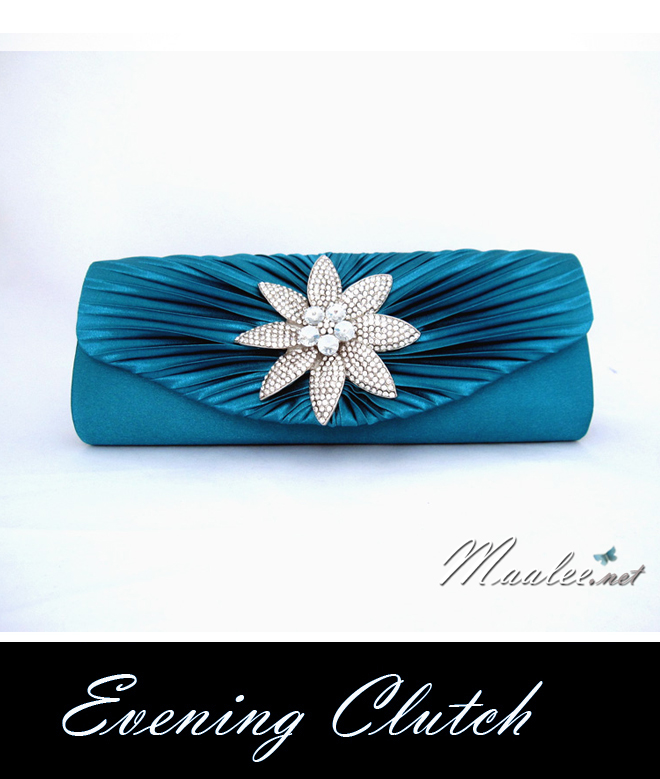 Sale พร้อมส่ง Evening Clutch กระเป๋าออกงาน ผ้าซาตินสีน้ำทะเล จับจีบ แต่งคริสตัลดอกไม้