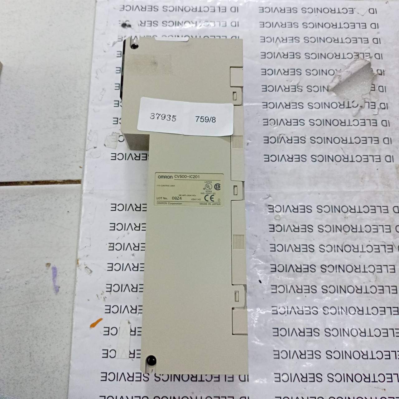 CV500-IC201 PLC " OMRON "