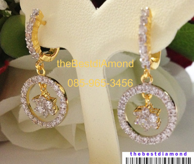 BE824+++ต่างหูระย้า ดอกไม้ กรอบกลม เพชรCZ +++ สวย เริ่ด ไฮโซ แบบจากร้านเพชรเลยค่ะ งานสวย เรียบร้อย ดีไซน์สวยเก๋ หรูหรา ใส่แล้วหน้าเรียวสวย เว่อร์