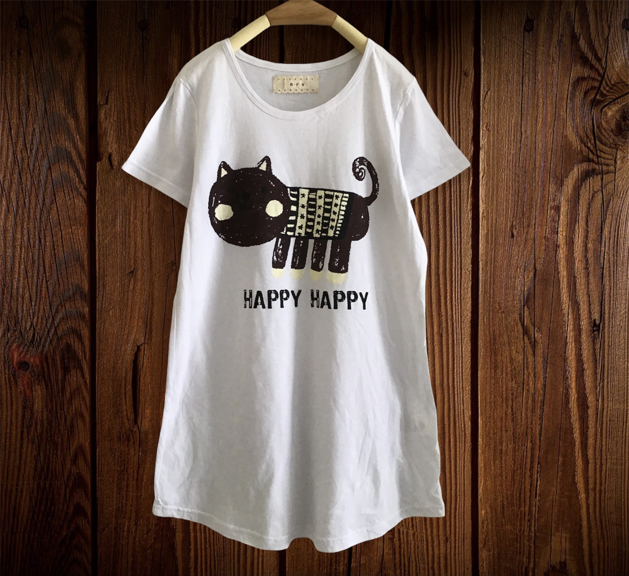 เสื้อยืดสกรีนลายแมว R.F.V