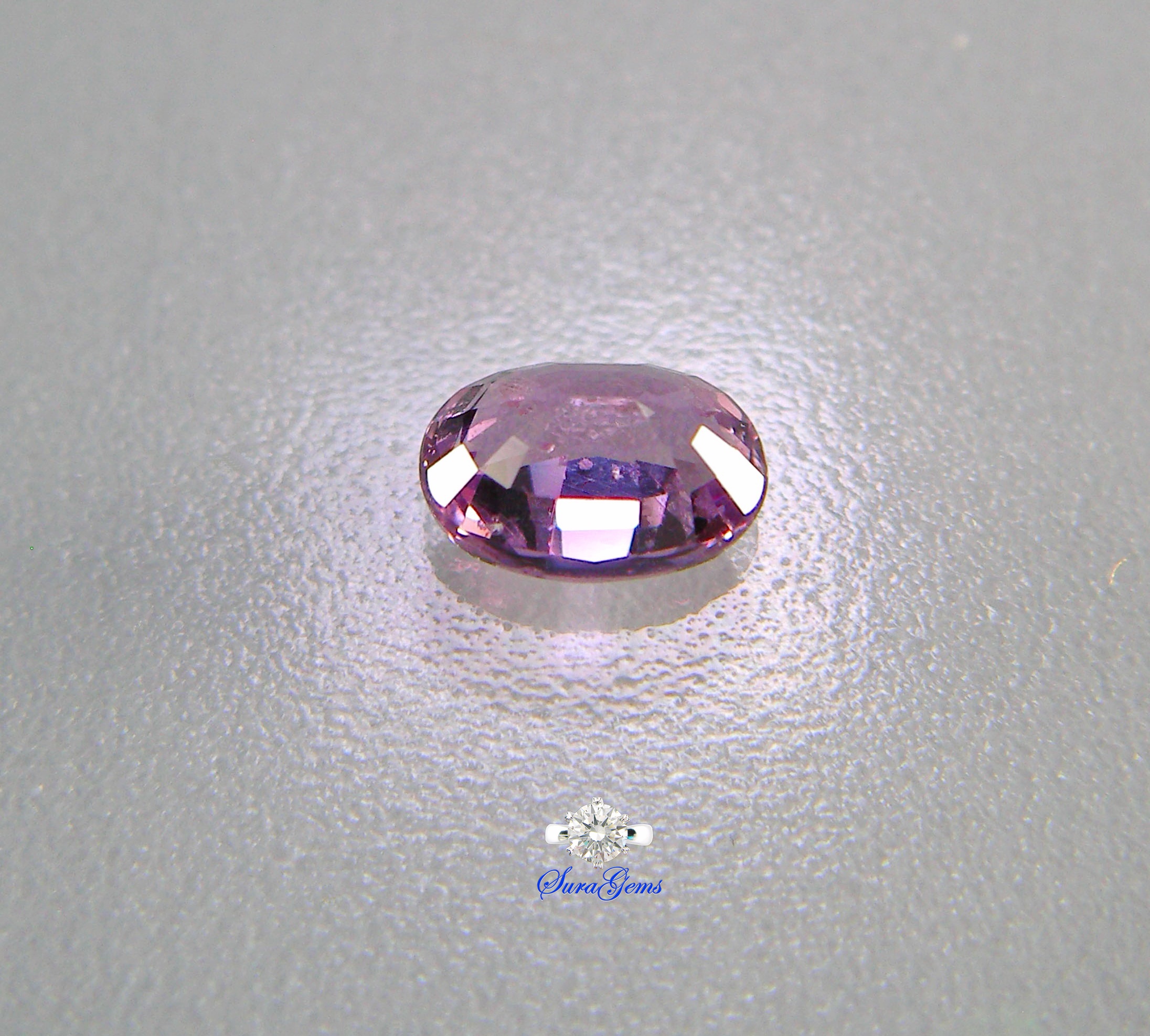 พิ้งค์แซฟไฟร์ไม่ผ่านการเผา Natural Unheated Pink Sapphires 天然無頭粉色藍寶石 Weight 0.694 ct Clarity VS