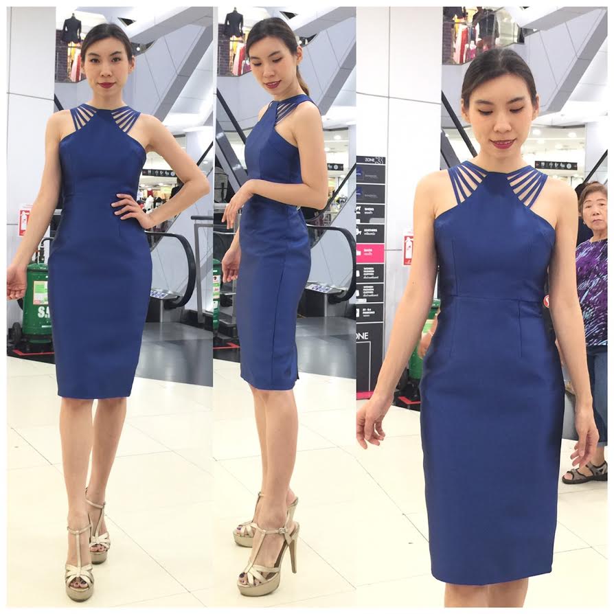 พร้อมเช่า ราตรีสั้น ชุดเดรสเดรสเนื้อไหม ทรงเข้ารูป เส้นสายไหล่สวยเรียงเส้น สีน้ำเงิน
