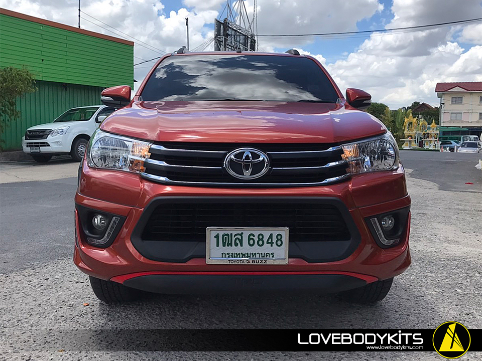 สเกิร์ตหน้า TRD : REVO 2015-2017