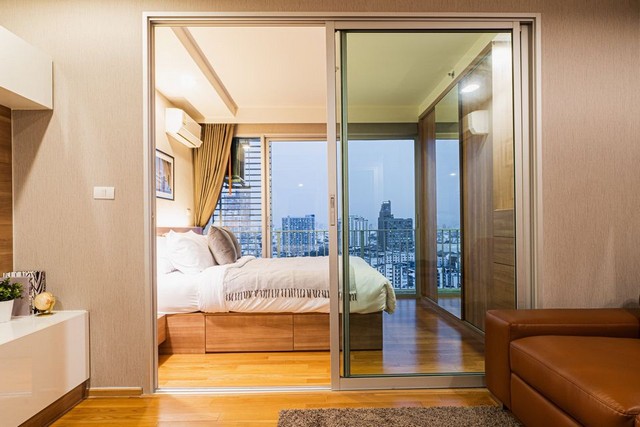 ให้เช่าคอนโด แอ็บสแตร็กส์ พหลโยธิน 38 ตร.ม.เฟอร์ครบ พร้อมอยู่ ใกล้ MRT พหลโยธิน