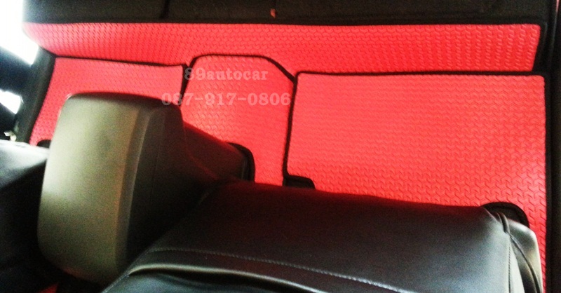 ขายยางปูพื้นรถเข้ารูป Isuzu D-Max Cab 2012-2017 ลายธนูสีแดงขอบดำ