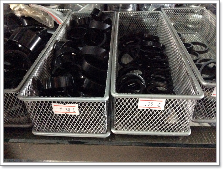 แหวนสเปเซอร์รองถ้วยคอมีเนียม แหวนรองคอ O.V., สีดำ Alloy Bicycle Bike Headset Spacer 1-1/8"