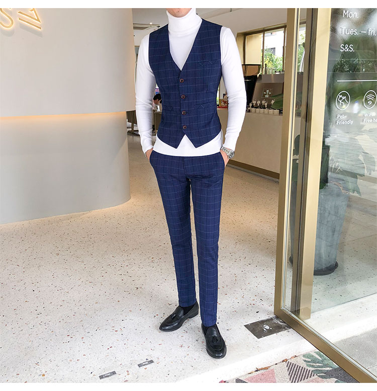พร้อมเช่า ชุดสูทชาย สีน้ำเงิน ลายตาราง ทรงเข้ารูป สไตล์เกาหลี พร้อมเสื้อกั๊ก