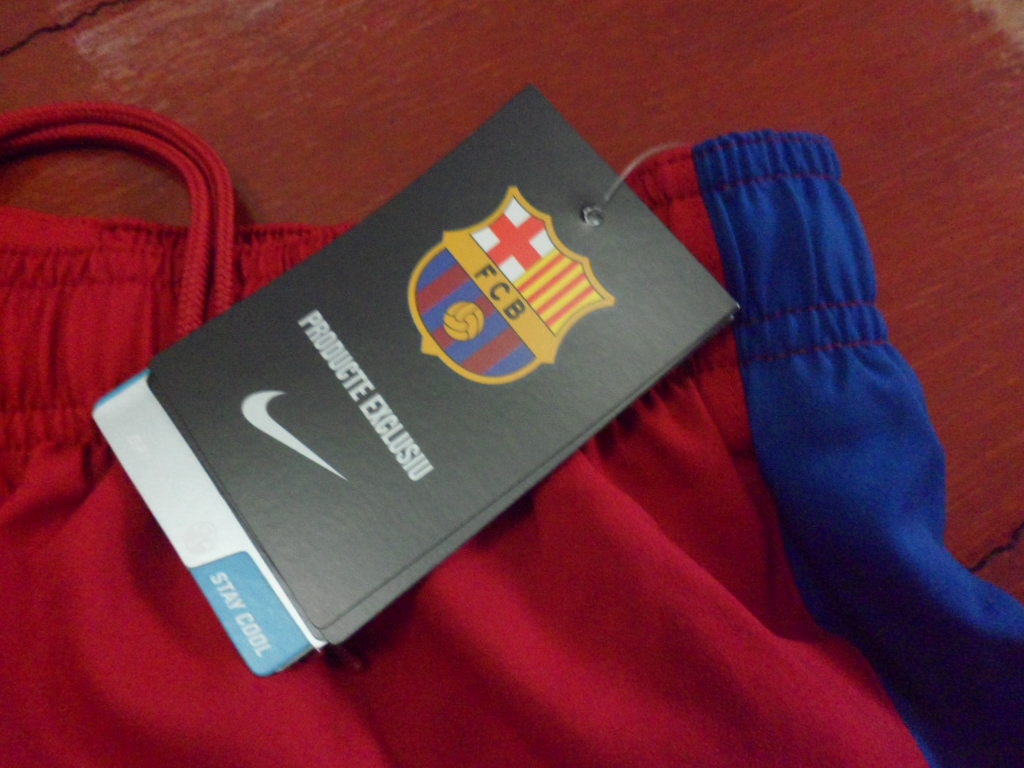 กางเกงฟุตบอล ทีมสโมสรบาร์เซโลน่า ชุดเหย้า 2010/11 ใหม่ L-Size / BARCELONA Football Shorts Home Kit 2010/11 Jersey NEW L-Size