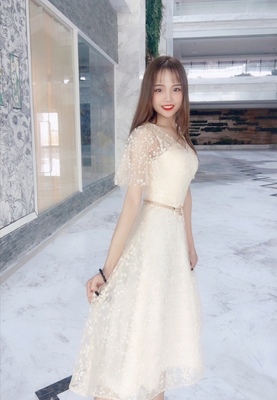 Pro-order เดรสสวย ถ่ายพรีเวดดิ้ง สวยหวาน ลูกไม้ (ซิปหลัง)