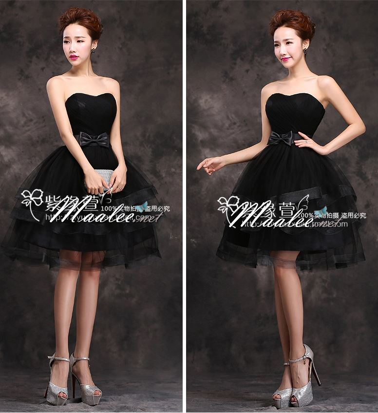 พร้อมเช่า ชุดราตรีสั้น เกาะอก กระโปรงระบาย 3 ชั้น แต่งโบว์ช่วงเอว สีดำ (ด้านหลังเป็นเชือกผูก)