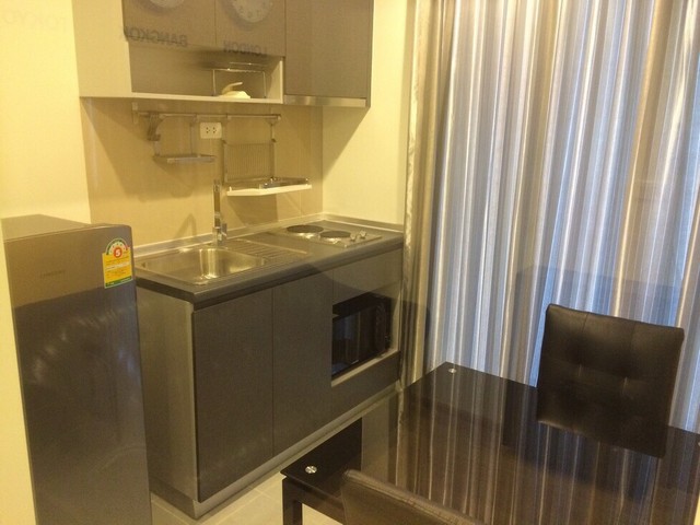 ให้เช่าคอนโด เดอะ เบส พระราม 9-รามคำแหง ชั้น 19 ห้อง 30.5 ตรม.เฟอร์ครบ มีเครื่องซักผ้า พร้อมอยู่