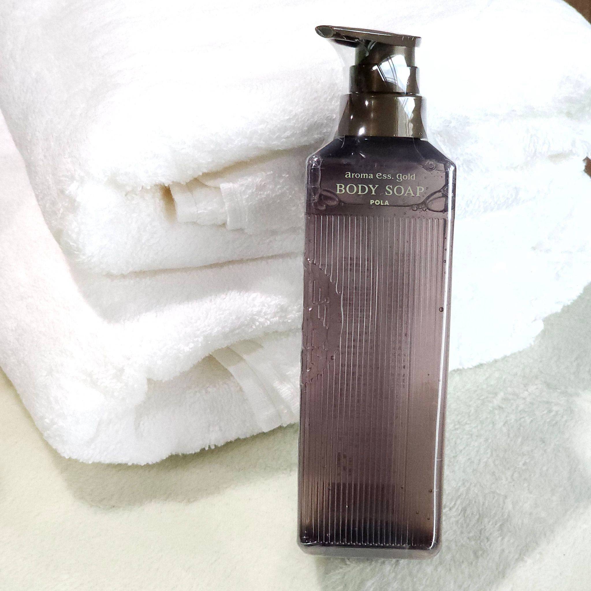 ขวดโพลาแชมพู ครีมนวดผม สบู่เหลว ไซส์จริง POLA aroma Ess Gold 470ml