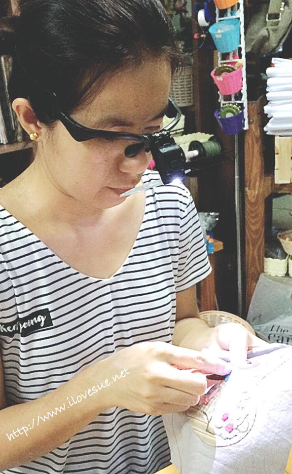 แว่นขยายแบบสวม มีไฟส่องสว่างในตัว - สั่งซื้อ ไม่มีพร้อมส่ง