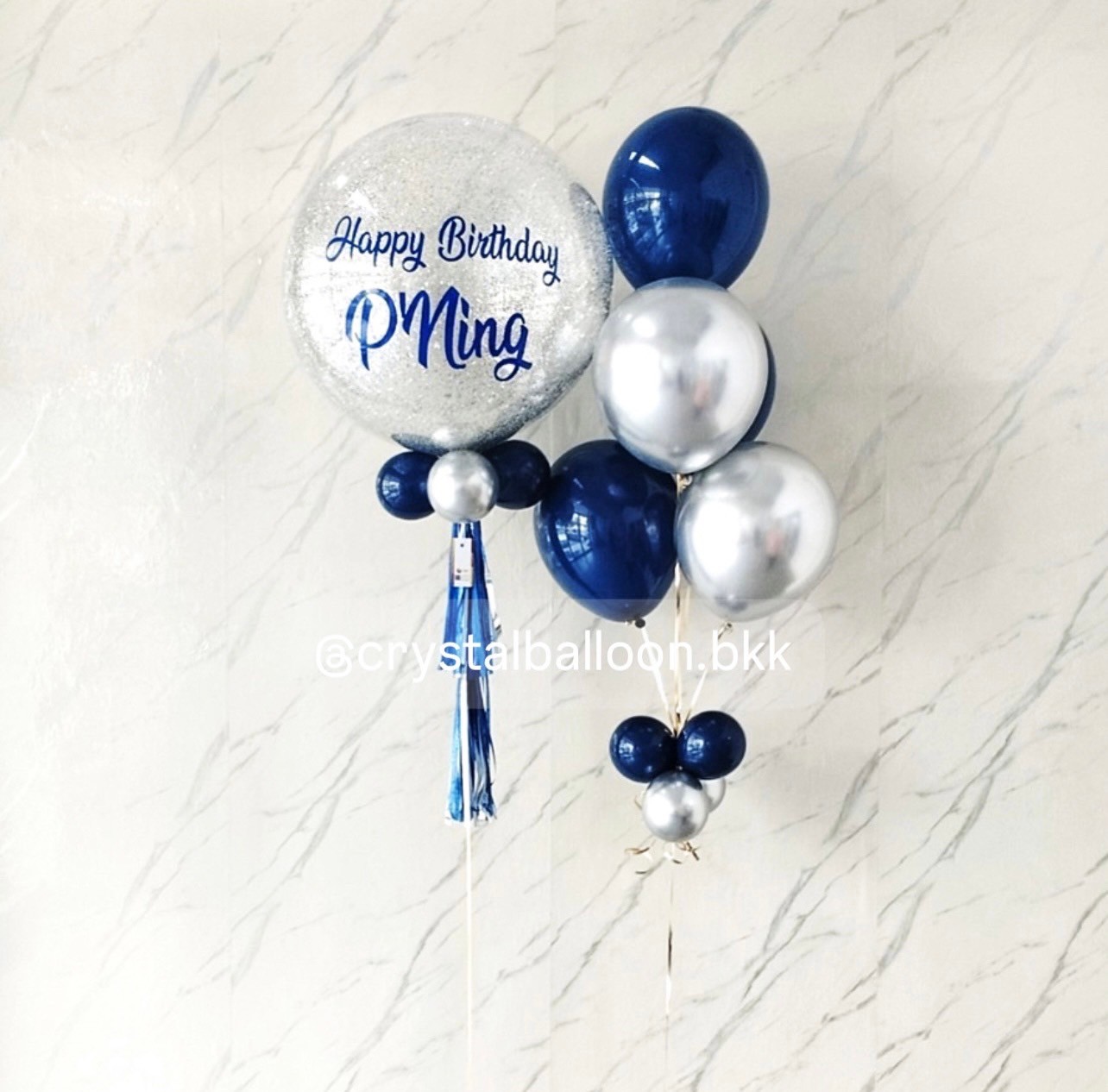 ลูกโป่ง วันเกิด Bubble ขนาด 24" กลิตเตอร์สีเงิน 1 ลูก พร้อม ช่อลูกโป่ง ช่อ 5 ลูก 1 ช่อ พร้อมตกแต่ง สามารถเปลี่ยนสีลูกโป่ง/เปลี่ยนข้อความ/เปลี่ยนขนาดได้