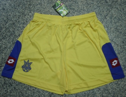 กางเกงฟุตบอล ทีมชาติยูเครน ชุดเหย้า 2007/08 ใหม่ M-Size / UKRAINE Football Shorts Home Kit 2007/08 Jersey NEW M-Size