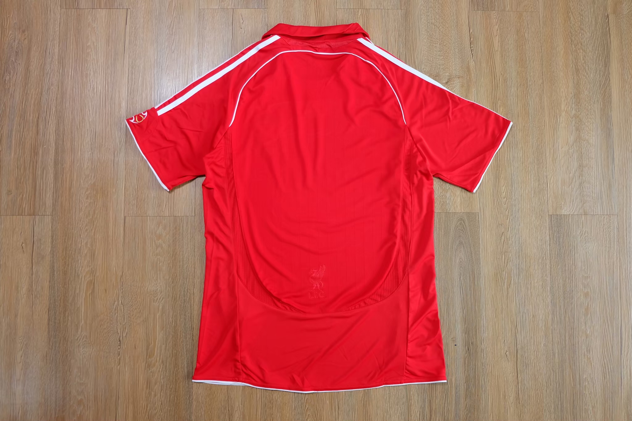 Liverpool 2006/07 Home Jersey เสื้อบอลย้อนยุค เสื้อลิเวอร์พูลย้อนยุค Carlsberg