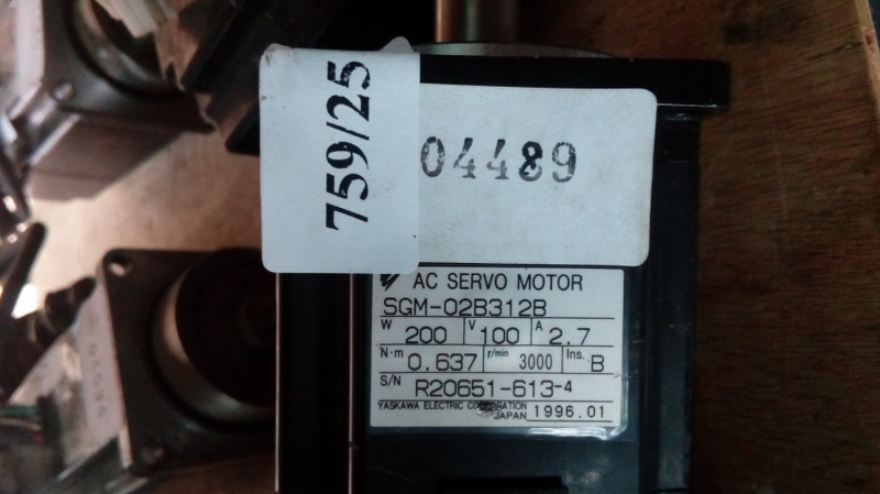 SGM-02B312B SERVO MOTOR " YASKAWA "