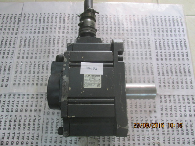 SERVO MOTOR “ MITSUBISHI ” รุ่น HC-SF202