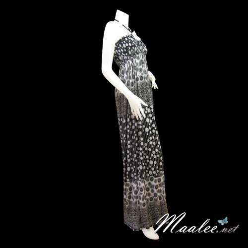 ชุดราตรีเกาะอกยาวลายจุดไล่สี แต่งเข็มกลัดลูกไม้และลูกปัดแก้ว