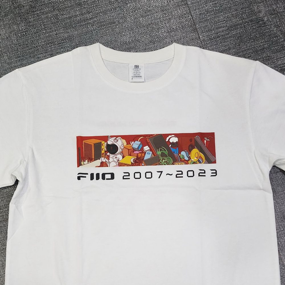 เสื้อ FiiO เสื้อยืดคอกลมแฟชั่น ลาย FiiO 2007-2023 สำหรับแฟนเพลง FiiO ตัวยง