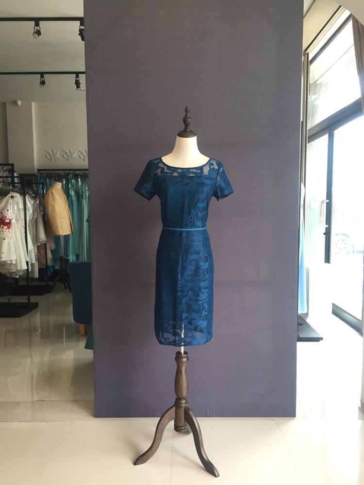 พร้อมส่ง ชุดเดรส/ชุดออกงาน ผ้าเกาหลี ผ้าโปร่งปักแขนยาวลายดอกไม้ สีดำ (ซิปหลัง) L ,4XL