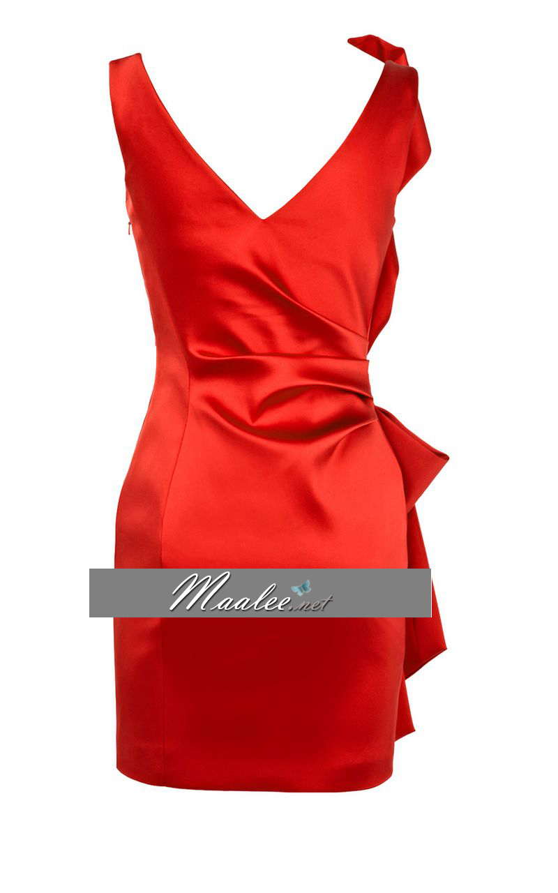 พร้อมส่ง ชุดราตรีสั้น แขนกุด Designer dress ผ้าซาติน สีแดง คอวี จับเดรปด้านหน้า