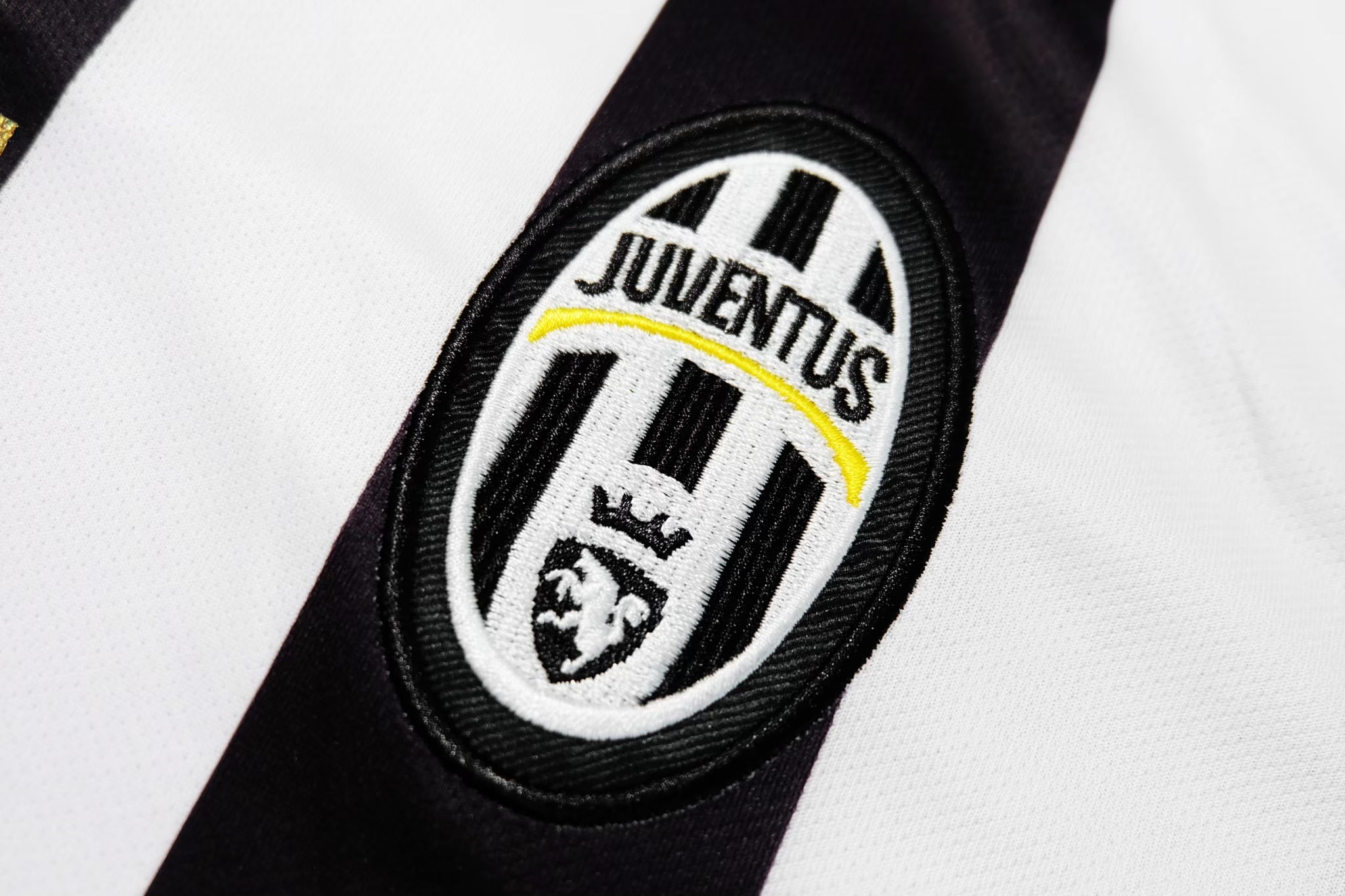Juventus 2014/15 Home Jersey UEFA Champions League เสื้อบอลย้อนยุค เสื้อยูเวนตุสย้อนยุค