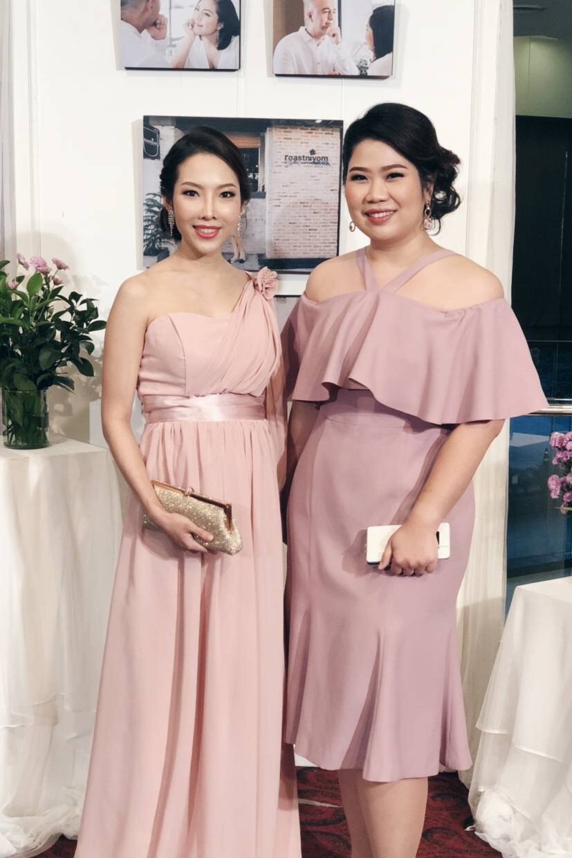 พร้อมเช่า ชุดราตรีสั้น สำหรับสาวอวบ ปาดไหล่ สีชมพู Nude กระโปรงระบายสวย