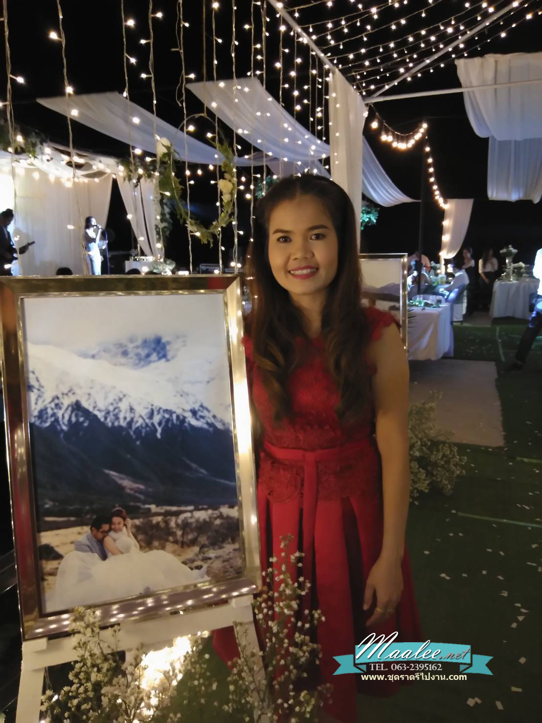 พร้อมเช่า ชุดราตรีสั้น แขนกุด สีไวน์แดง ลูกไม้อย่างดี แต่งโบว์ช่องเอว กระโปรงผ้าซาติน (เชือกผูกหลัง)