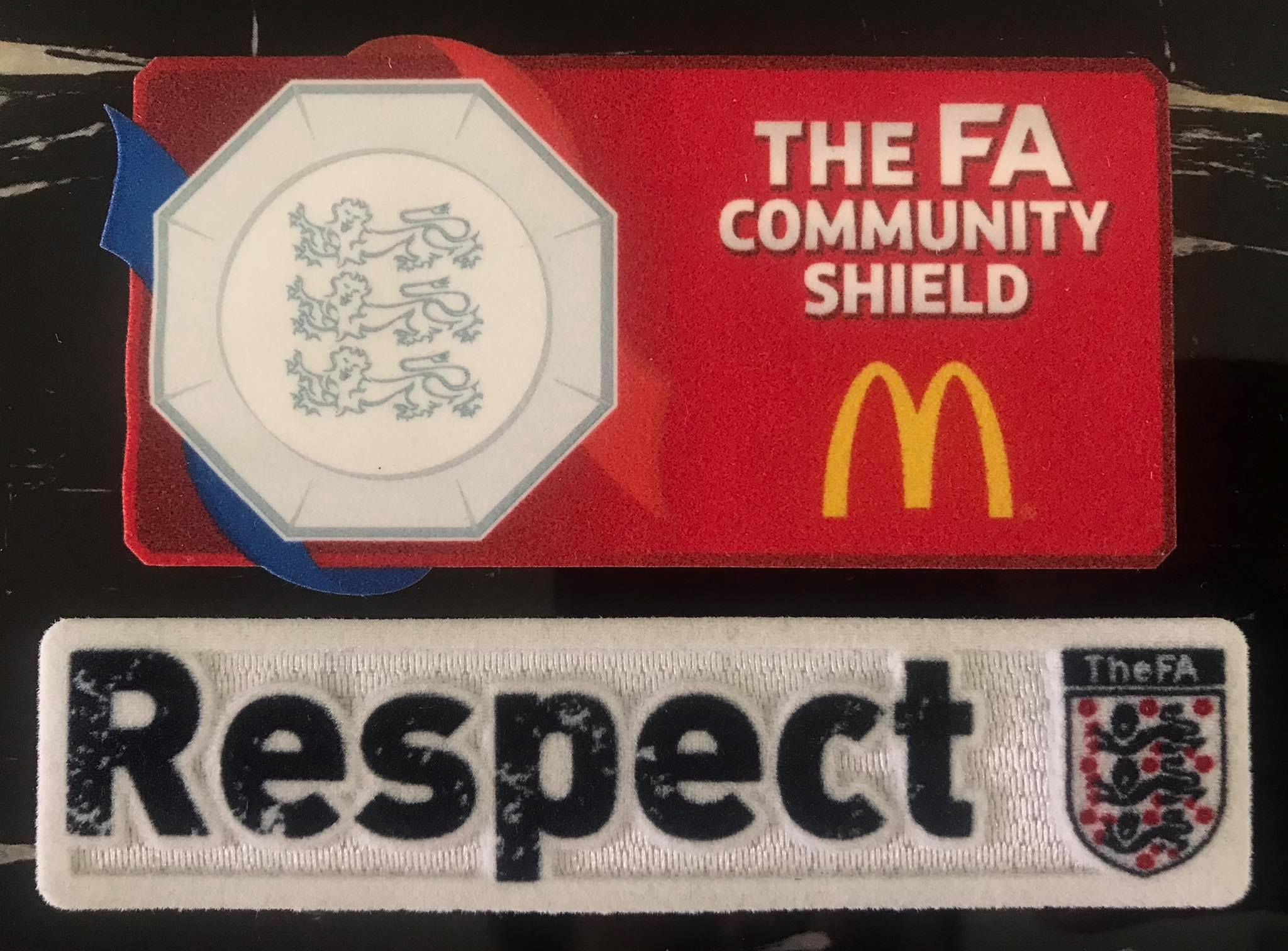 อาร์มสัญลักษณ์ฟุตบอล การแข่งขันฟุตบอลคอมมูนิตี้ ชิลด์ - COMMUNITY SHIELD 2016 PLAYER SIZE ใหม่ / COMMUNITY SHIELD National Football Tournament PLAYER SIZE Football Patch/Badge - COMMUNITY SHIELD 2016 NEW