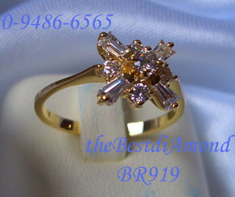 +++แหวนวงนี้สวยเก๋น่ารักมากค่ะ เพชรDesign และ วางได้ลงตัวมากค่ะ BR919 มีต่างหูเข้าเซ็ตด้วยนะคะ+++