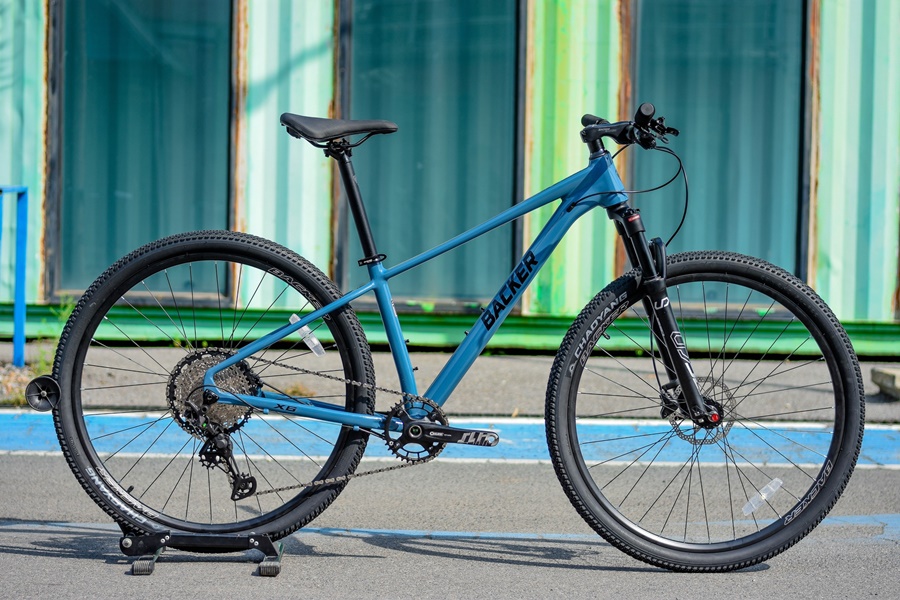 จักรยานเสือภูเขา BACKER X6 SHIMANO XT M8100 12 sp Boost 148 เฟรมอลูมิเนี่ยม ลบรอยเชื่อม ซ่อนสาย ล้อ 29 NEW2025